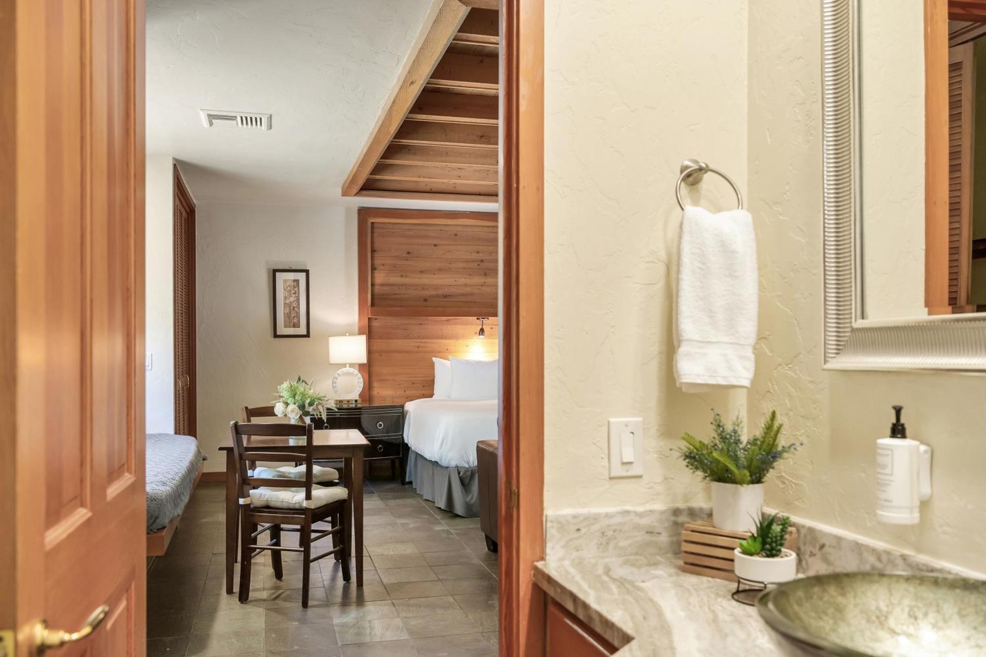 Sonoma Coast Villa Bodega Room photo