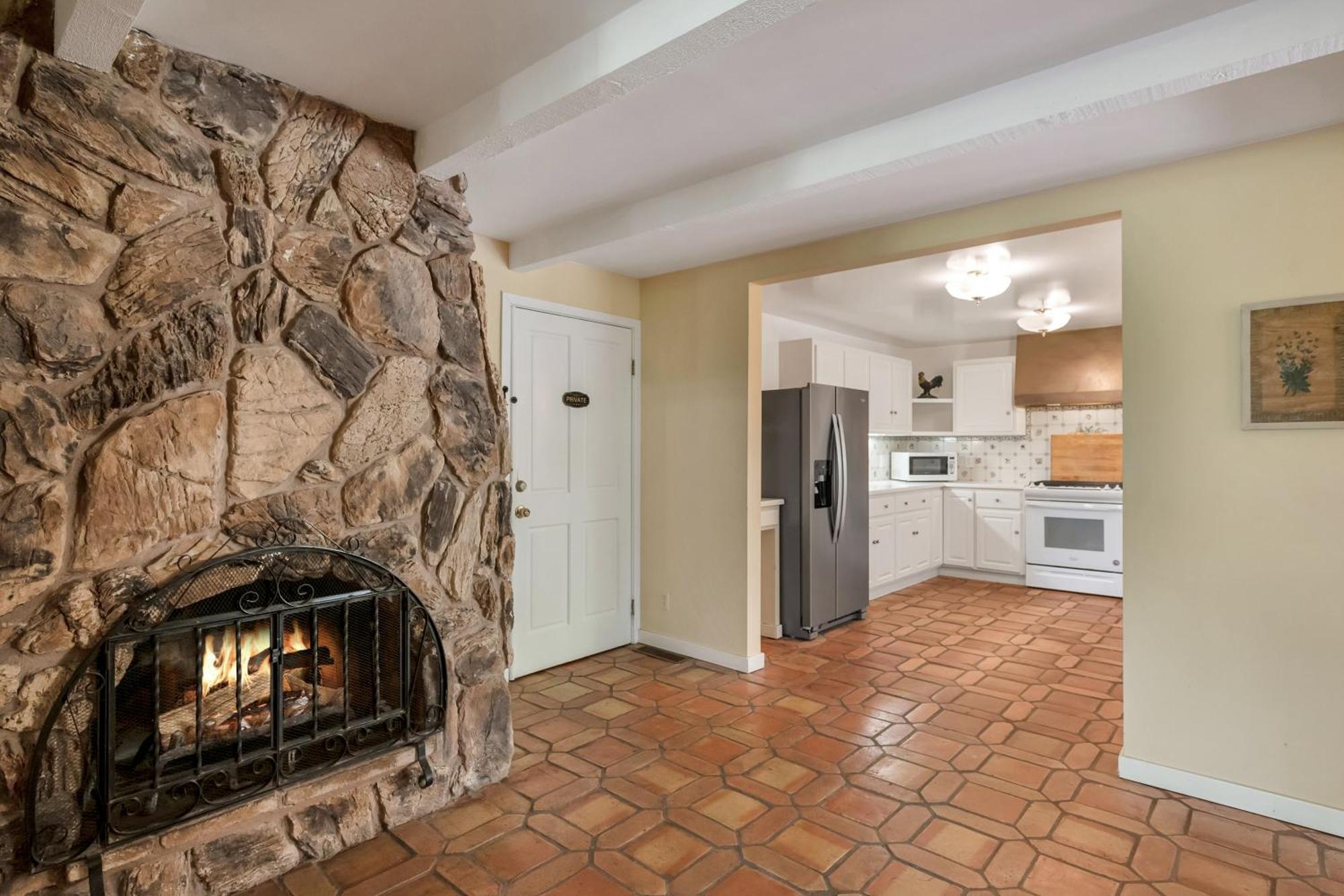 Sonoma Coast Villa Bodega Room photo